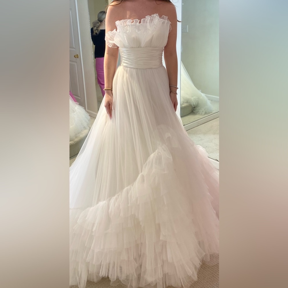SHERRI HILL 55323 Gown in Ivory
